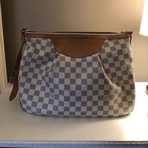 Louis Vuitton Cross Body